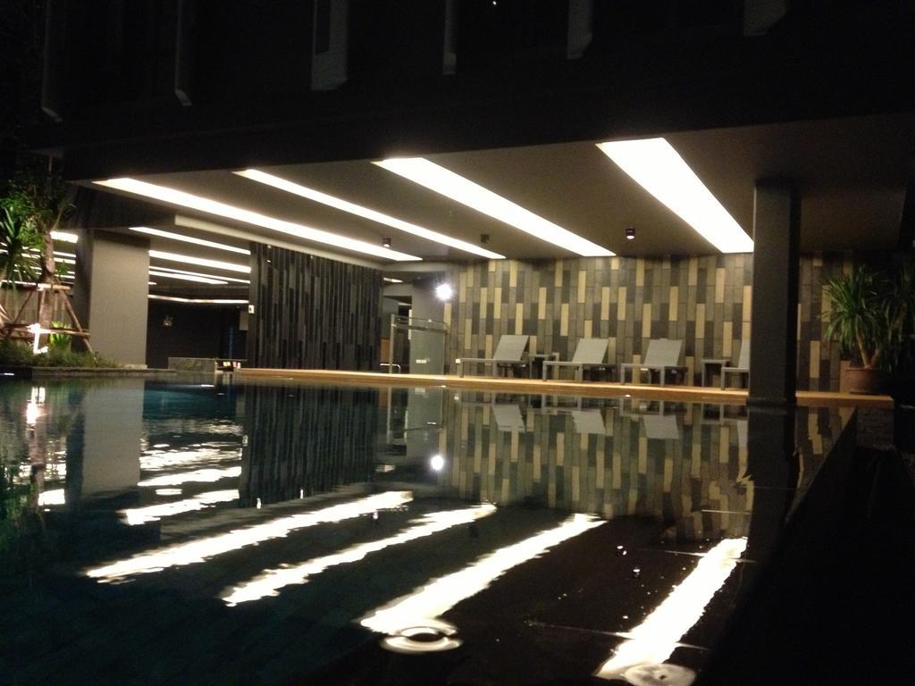 Siamese Gioia Aparthotel Bangkok Exterior photo